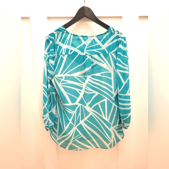 Sheer Banana Republic blouse with included cami - Picture 4 of 6